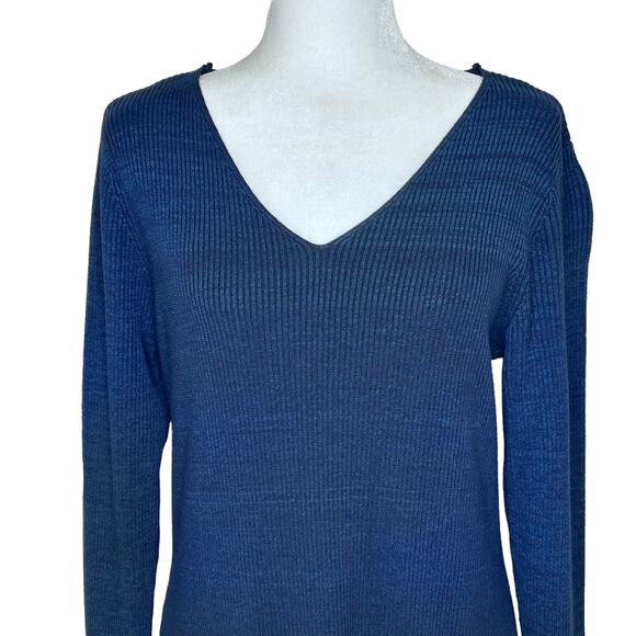 Suzy Shier Navy Blue V-Neck Ribbed Knit Long Sleeve Midi Dress - Picture 2 of 10